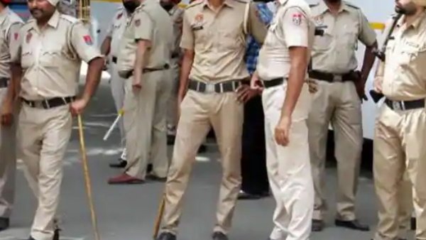 આરોપીના ઘરેથી જ બાળકીની અડધી બળેલી લાશ મળી
