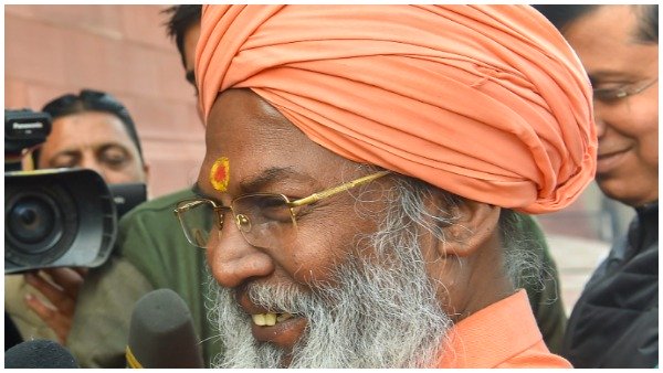 ઘણીવાર વિવાદિત નિવેદનો માટે ચર્ચામાં રહે છે સાક્ષી મહારાજ
