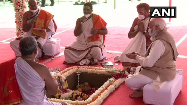 નજમા હેપતુલ્લાએ જણાવ્યો ઐતિહાસિક દિવસ
