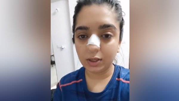તેમણે મારી જોડે ખરાબ રીતે વાત કરી