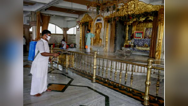 નવરાત્રિઃ અંબાજીમાં અઢીસો લોકોનો કોરોના ટેસ્ટ, 63 મળ્યા સંક્રમિત, શ્રદ્ધાળુઓ માટે બંધ કરાયુ શક્તિપીઠ