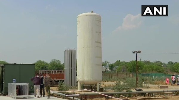 જર્મનીથી દિલ્હી પહોંચ્યો 'સંજીવનીનો પર્વત', એક દિવસમાં 4 લાખ લીટર ઑક્સીજન તૈયાર થશે