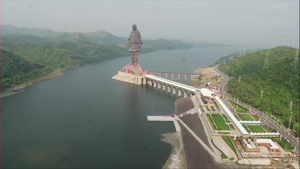 ઘણી વાર શરૂ થઈને બંધ ચૂકી છે આ પ્રતિમા