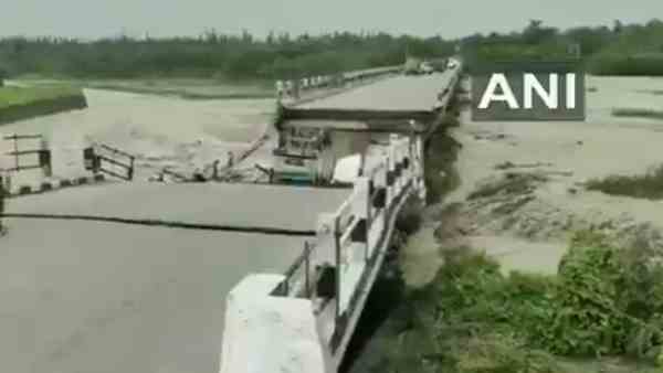 bridge collapses bridge collapses