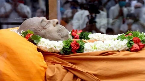 Hariprasad Swami last ritual Hariprasad Swami last ritual