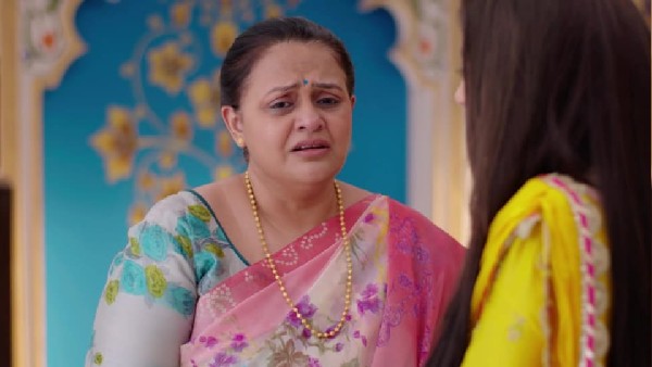 રાખડીઓ વેચવાનુ કામ શરુ કર્યુ