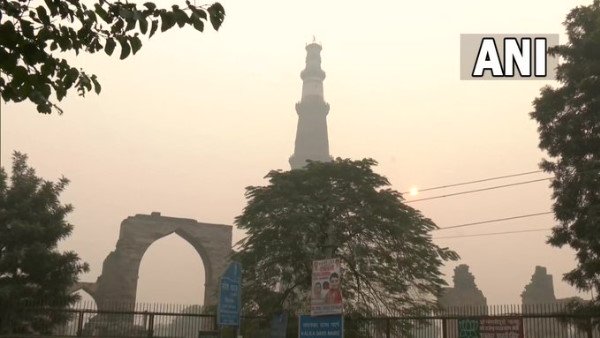 દિલ્હીમાં ઠંડીએ દસ્તક આપી