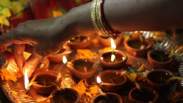 સુતક કાલ 24 ઓકટોબરની મધ્ય રાત્રિથી શરૂ થઇ