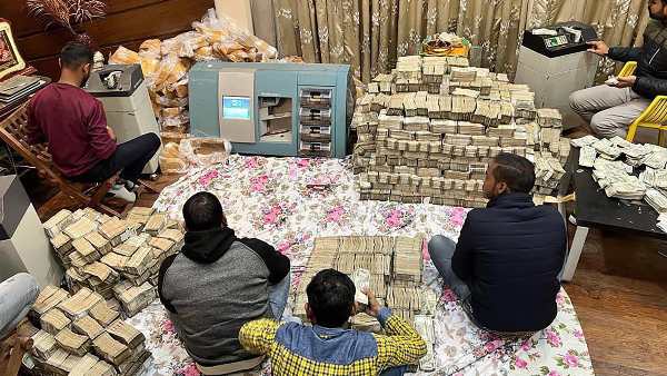 ધંધો સંભાળતા સ્કૂટર ખરીદ્યું