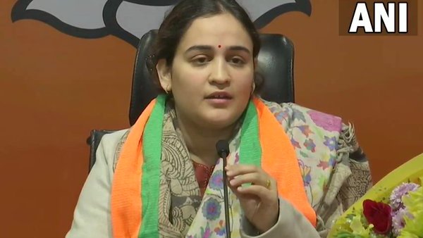 ચૂંટણી પહેલાં જ એસપીને મોટો ઝટકો