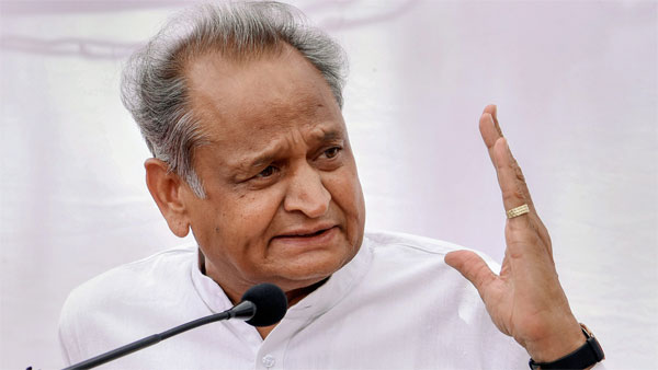 સર્વસંમતિથી હટાવવામાં આવ્યું મંદિર