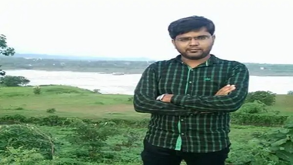પોલીસે એજન્ટની ધરપકડ કરી