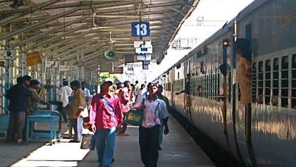 રેલવે સ્ટેશનોની કાયાકલ્પ