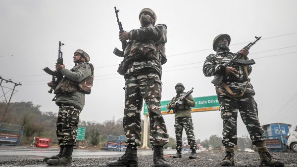 નિષ્ણાતોની ભરતી કરવાનો વિકલ્પ