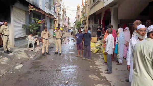 9 લોકોને બચાવી લેવાયા
