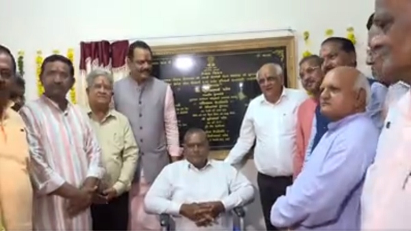 CMના હસ્તે MSME એકમોના સહાય ચેકનું વિતરણ કરાયું