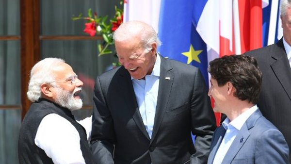 પીએમ મોદી અને બાઈડન ઉષ્માભેર મળ્યા
