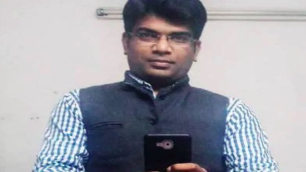 રાત્રે એસડીએમના નિવાસસ્થાને પાર્ટી યોજાઈ