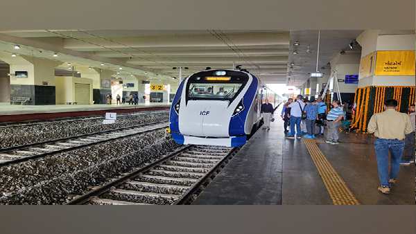 વંદે ભારત ટ્રેનની વિશેષતા