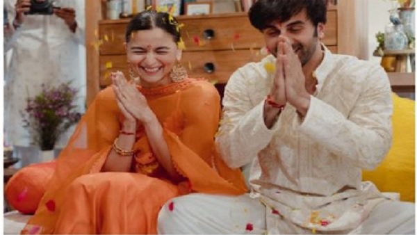 આલિયા ભટ્ટે 6 નવેમ્બરે આપ્યો દીકરીને જન્મ