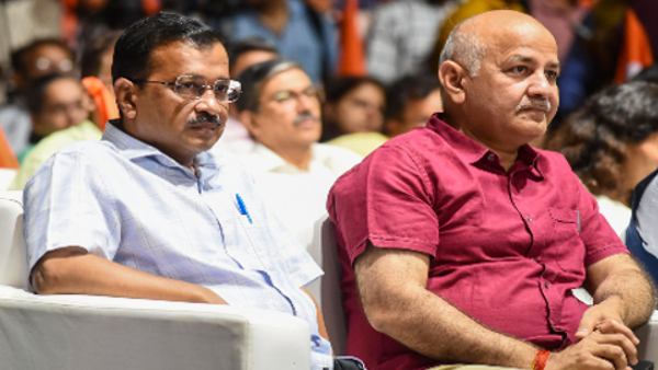 વડાપ્રધાન મોદી કોંગ્રેસ પર સાધે છે નિશાના