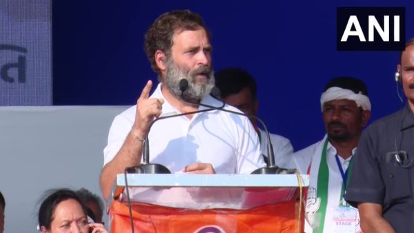 ચૌકીદાર ચોર હૈ