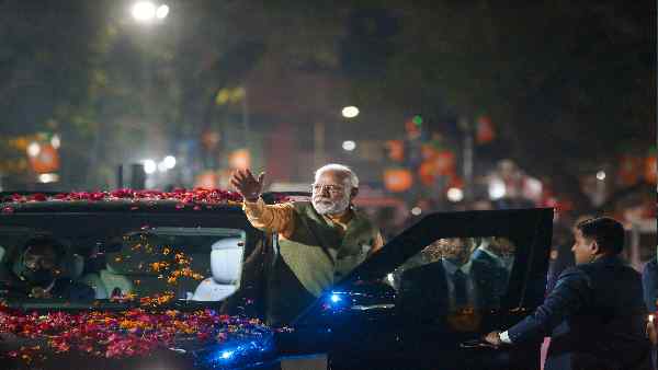 કોંગ્રેસે અંગ્રેજોની બધી ખરાબ આદતો અપનાવી