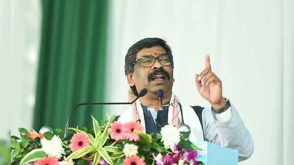 Hemant Soren: ઝારખંડ CM હેમંત સોરેનના ઘરે ED સાથે દિલ્લી પોલીસ પણ પહોંચી, થઈ શકે છે ધરપકડ! | ED team and Delhi police reached at Jharkhand CM Hemant Soren at his Delhi