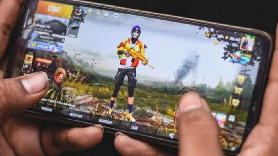 PUBG ગેમ દુનિયાભરમાં એટલી લોકપ્રિય થઈ ગઈ હતી કે તેણે વિશ્વવિક્રમ સર્જી નાખ્યો હતો. PUBG ગેમ દુનિયાભરમાં એટલી લોકપ્રિય થઈ ગઈ હતી કે તેણે વિશ્વવિક્રમ સર્જી નાખ્યો હતો.